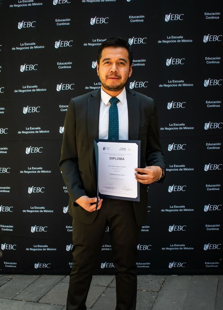 Lic. Opt. Victor Samir Gatica Calvario